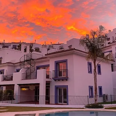 Paraiso Penthouse Unique Sea View To Gibraltar Estepona